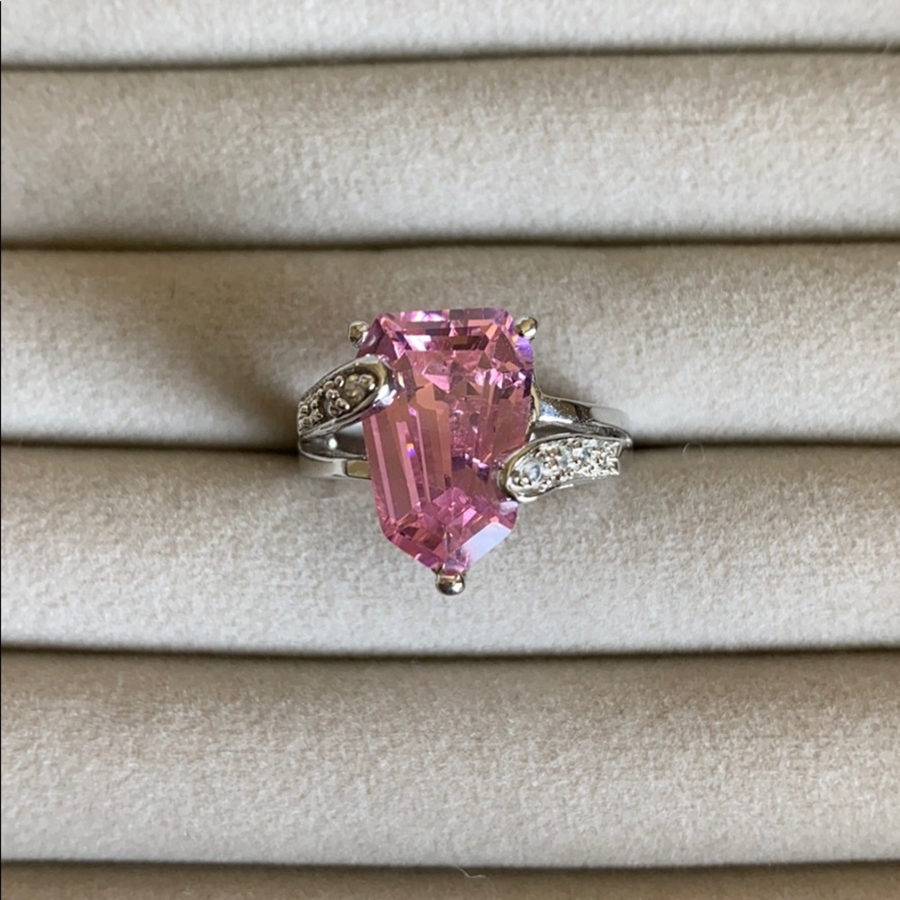 Pink Ring - Picture 2 of 13